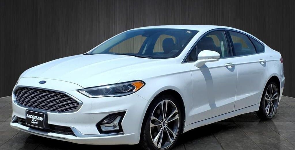 2020 Ford Fusion Titanium, photo 1 of 12