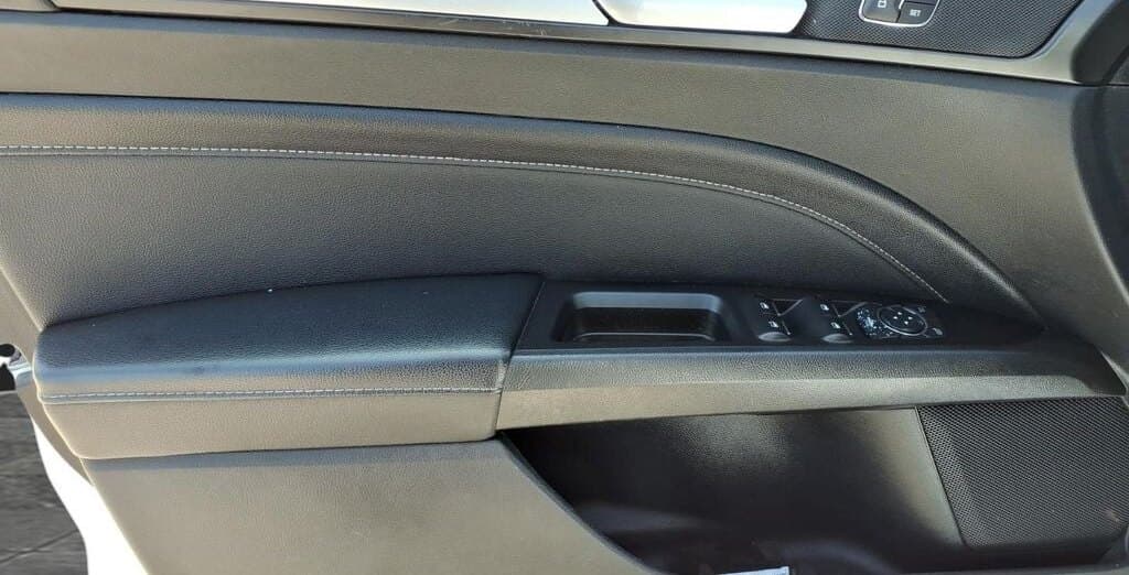 2020 Ford Fusion Titanium thumbnail 8