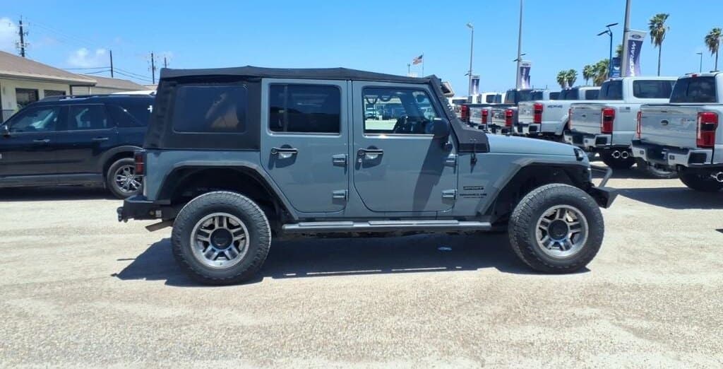 2015 Jeep Wrangler Sport thumbnail 7