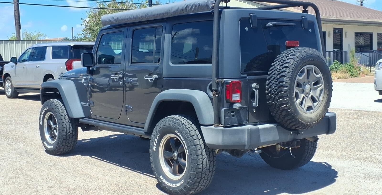 2017 Jeep Wrangler Rubicon thumbnail 3