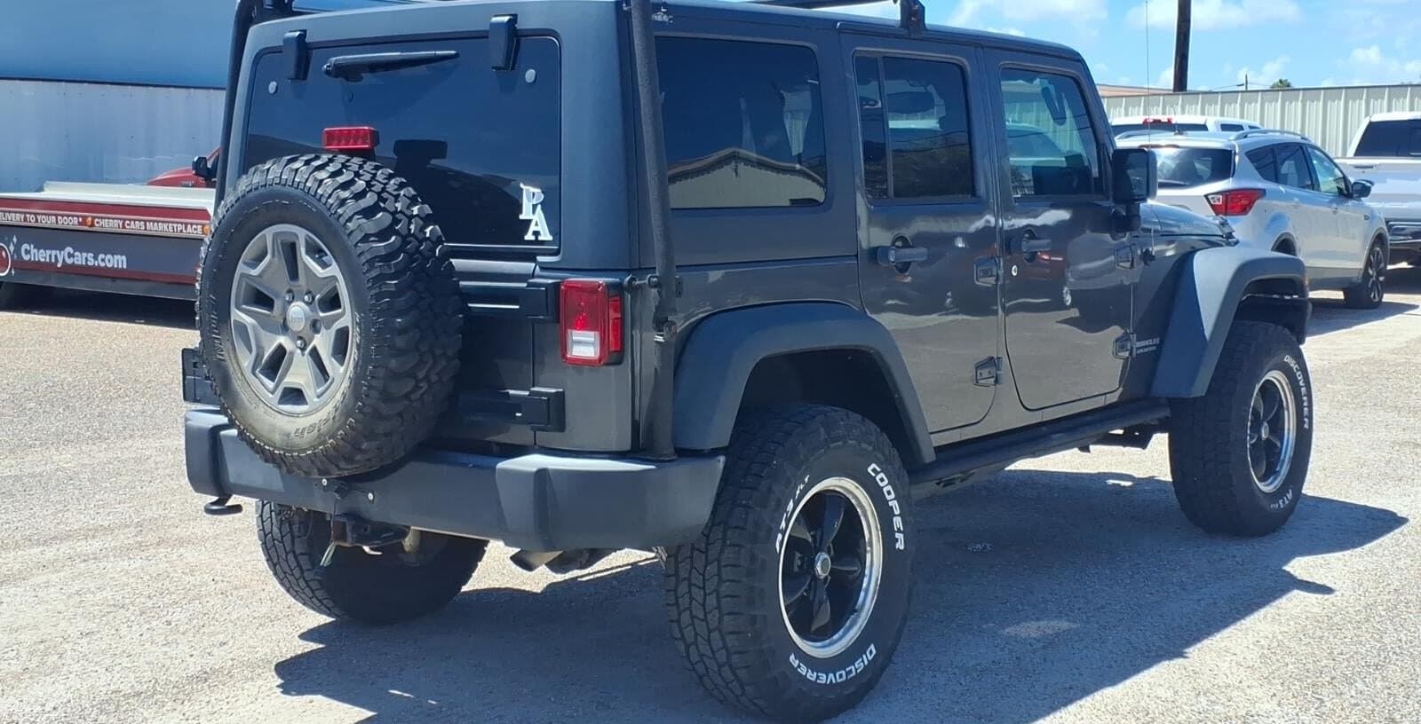 2017 Jeep Wrangler Rubicon thumbnail 5