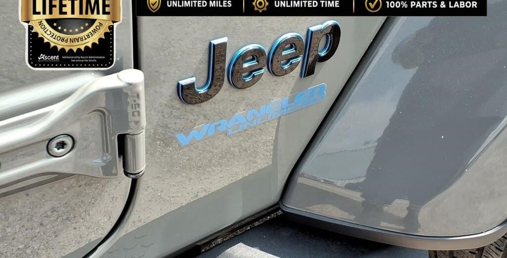2022 Jeep Wrangler 4xe Unlimited Sahara High Altitude thumbnail 8