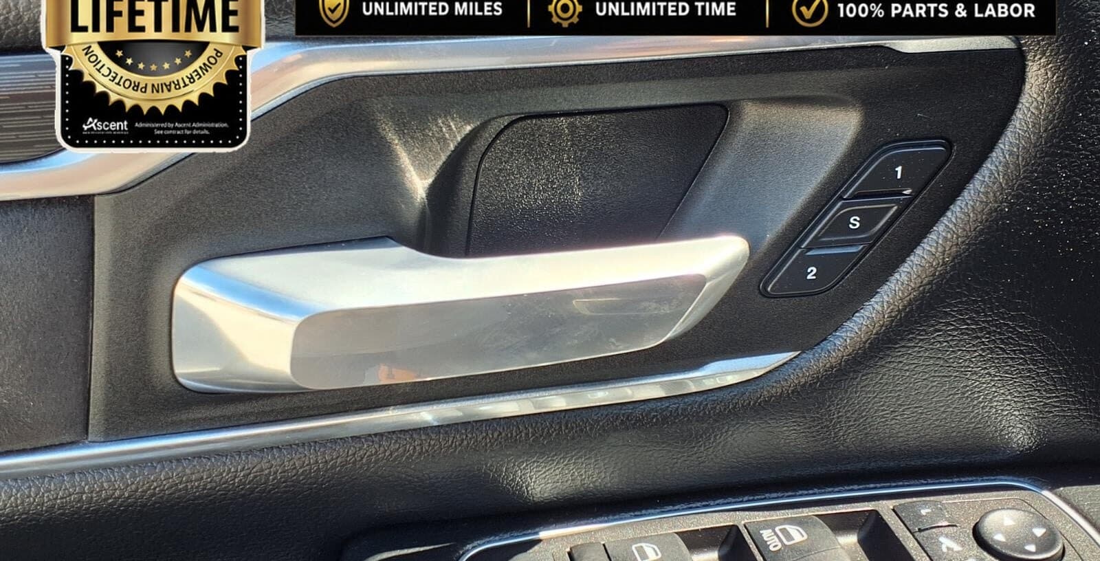 2023 RAM 1500 Laramie thumbnail 11