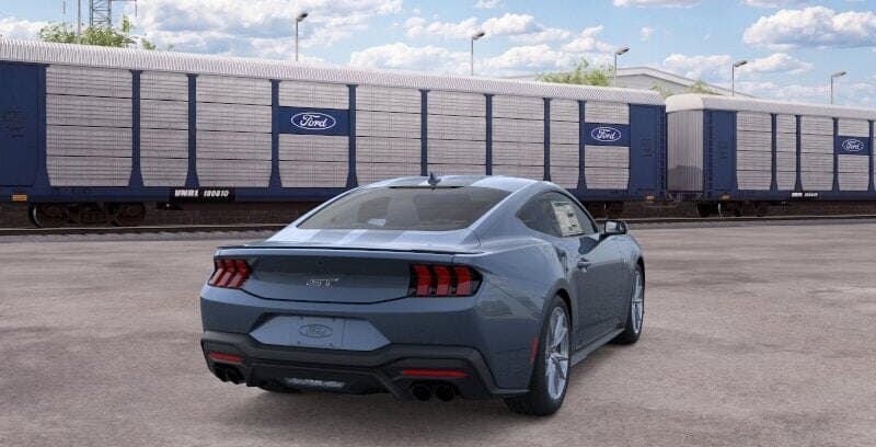2026 Ford Mustang GT Premium thumbnail 8