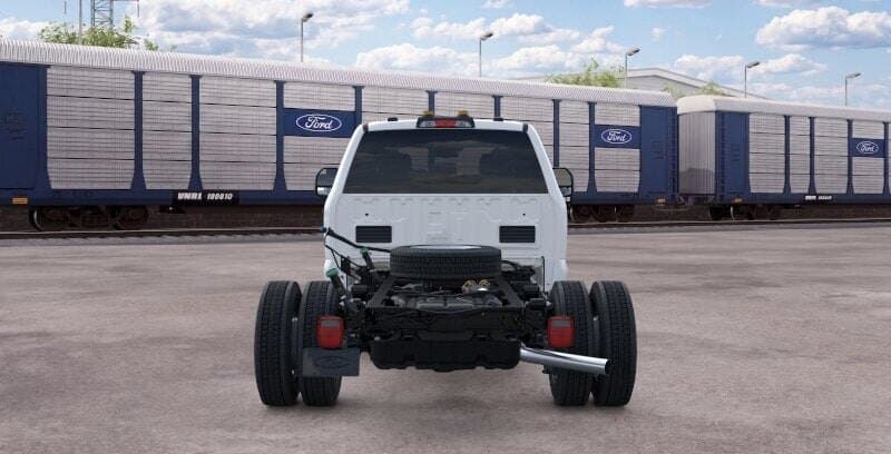 2026 Ford F-450 Base thumbnail 5