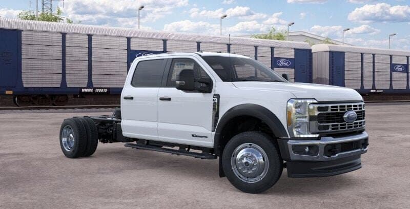 2026 Ford F-450 Base thumbnail 7