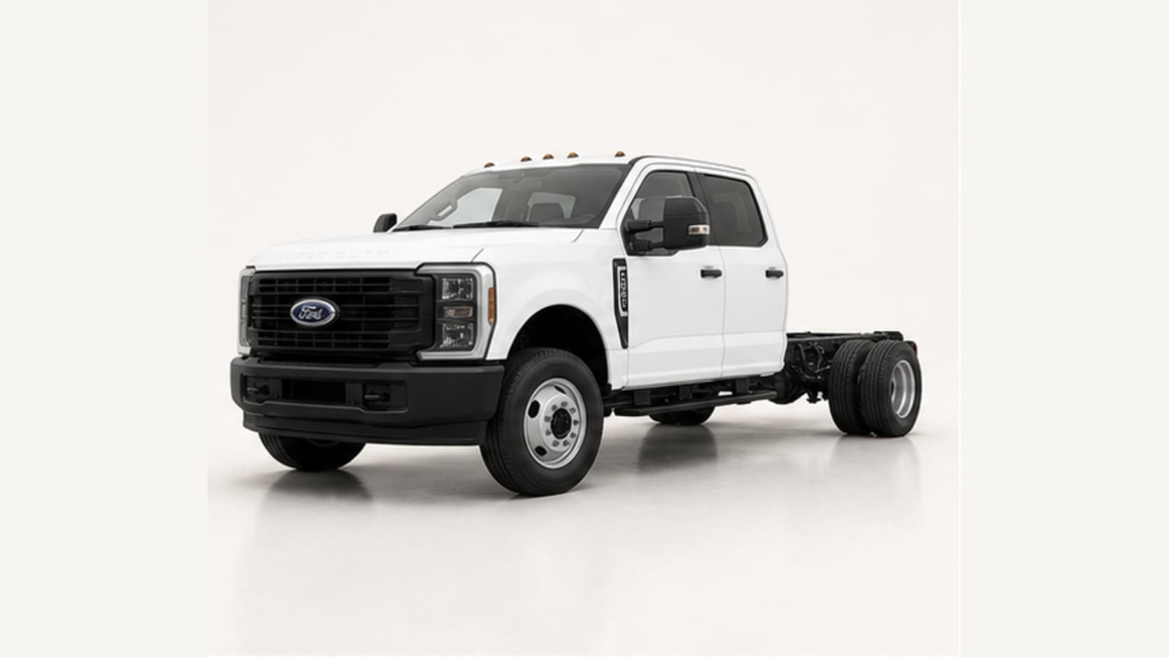 2026 Ford F-350 XL DRW 4x4 Crew Cab Chassis Cab