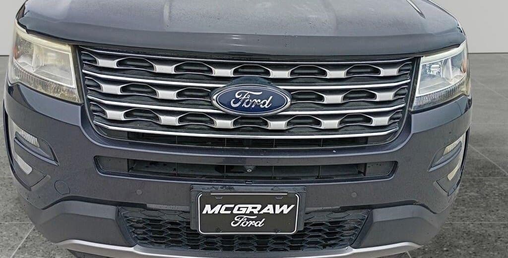 2017 Ford Explorer Limited thumbnail 5