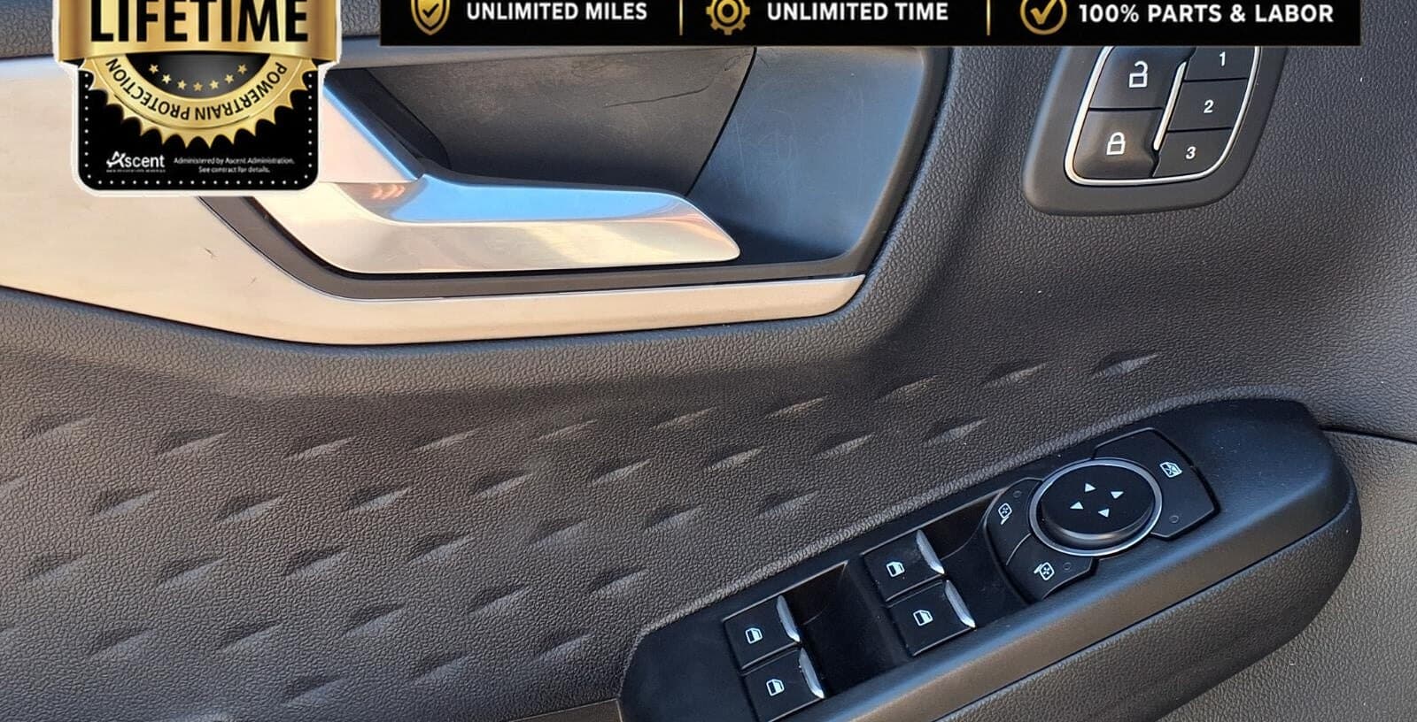 2020 Ford Escape SEL thumbnail 11