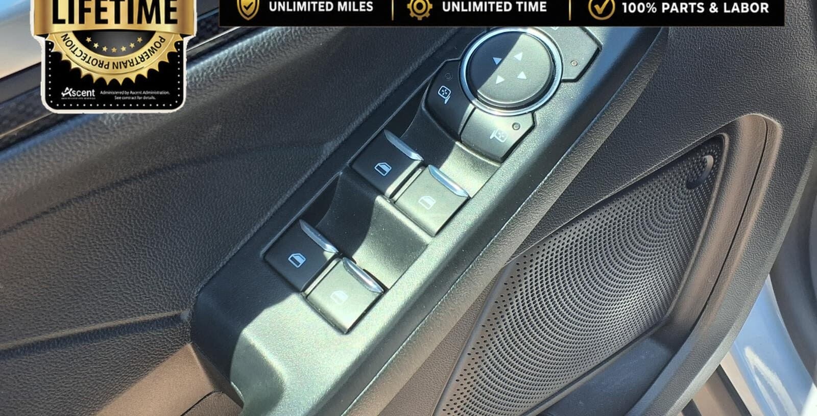 2025 Ford Escape ST-Line Select thumbnail 10