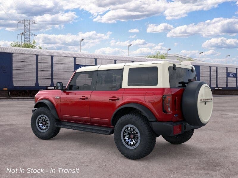 2026 Ford Bronco Outer Banks thumbnail 4