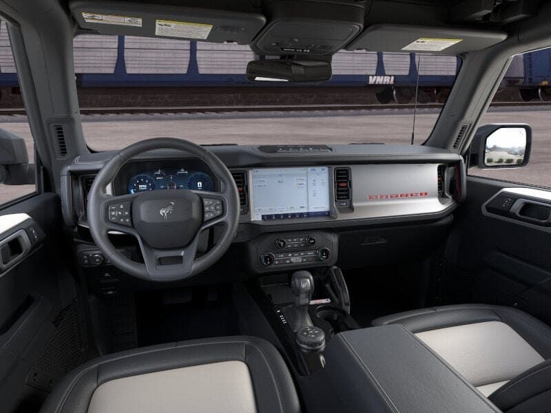2026 Ford Bronco Outer Banks thumbnail 9