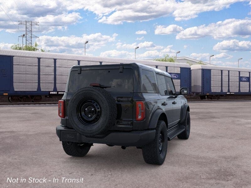 2026 Ford Bronco Outer Banks thumbnail 8