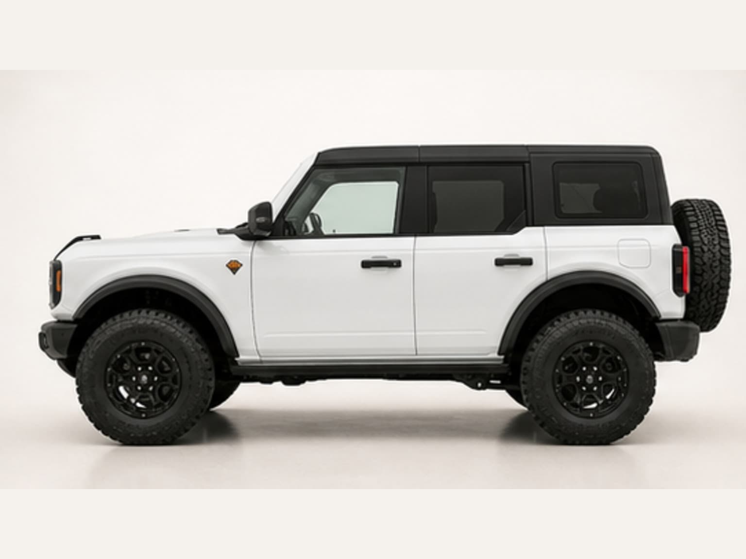 2026 Ford Bronco Badlands thumbnail 4
