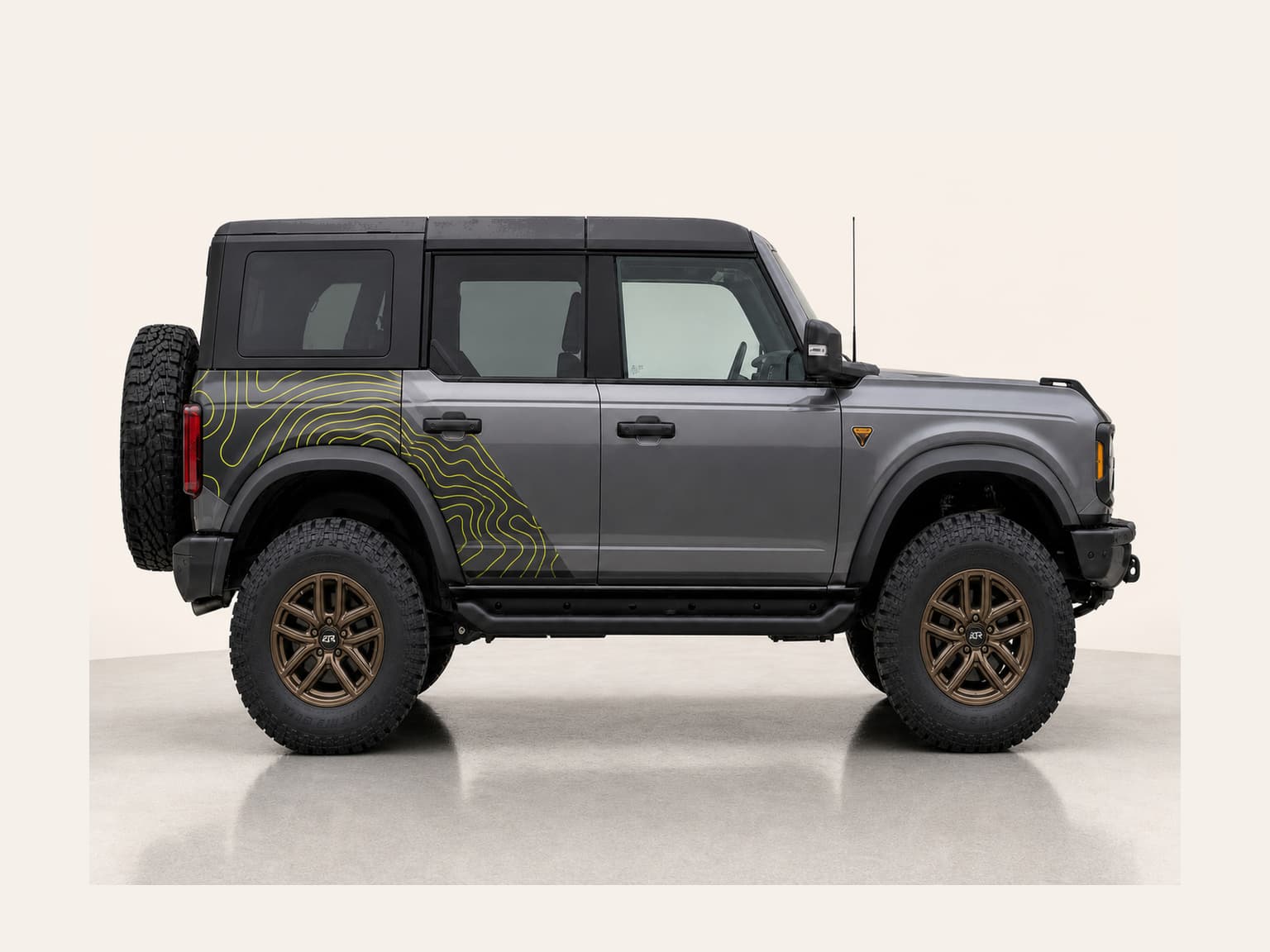 2026 Ford Bronco Badlands thumbnail 3