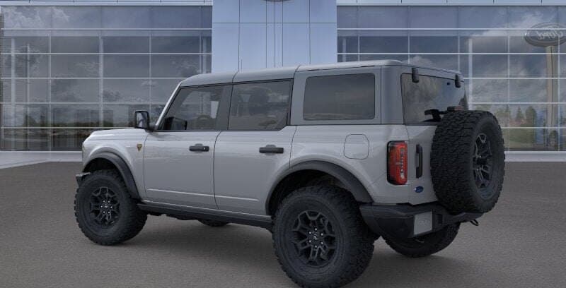 2026 Ford Bronco Badlands thumbnail 4