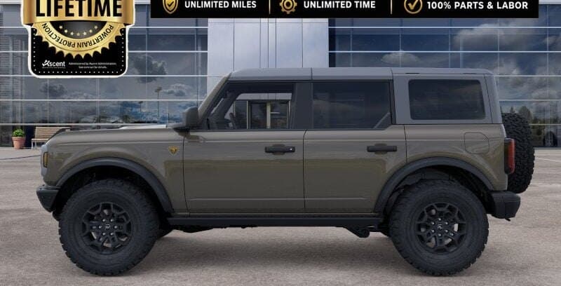 2026 Ford Bronco Badlands thumbnail 3