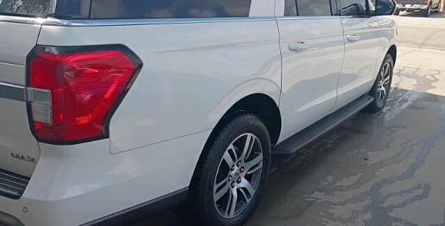 2024 Ford Expedition MAX XLT thumbnail 10