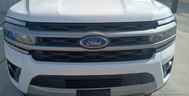 2024 Ford Expedition MAX XLT thumbnail 7