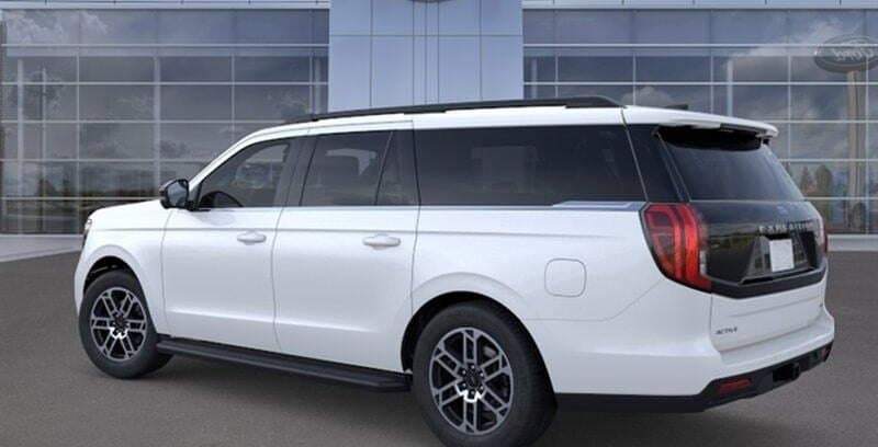 2026 Ford Expedition MAX Active thumbnail 4