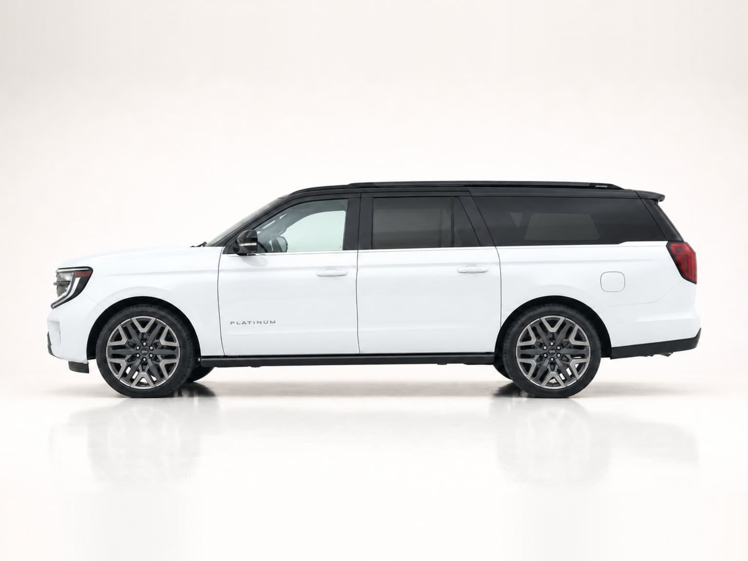 2027 Ford Expedition MAX Platinum thumbnail 4