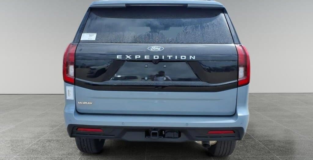 2027 Ford Expedition Active thumbnail 4