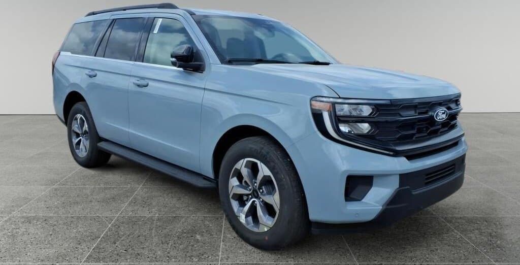 2027 Ford Expedition Active thumbnail 7