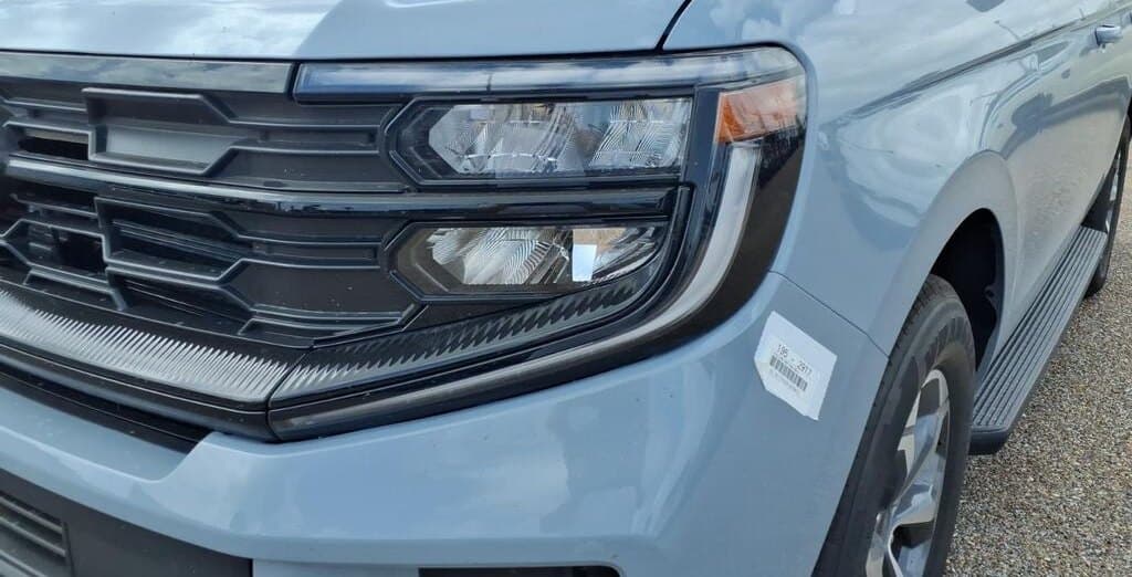 2027 Ford Expedition Active thumbnail 9