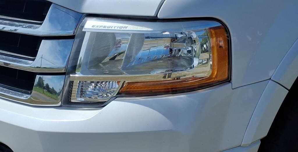 2017 Ford Expedition XLT thumbnail 10