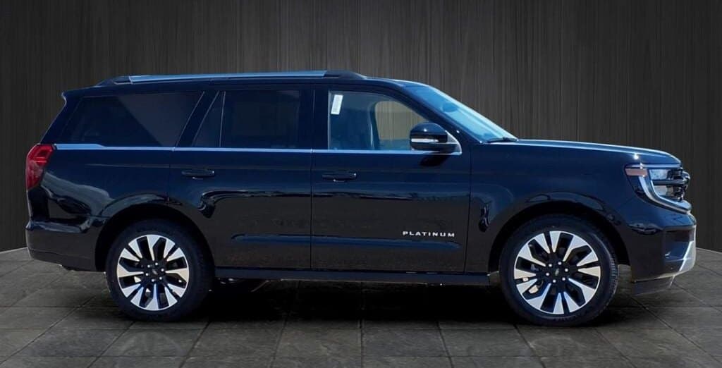 2026 Ford Expedition Platinum thumbnail 4