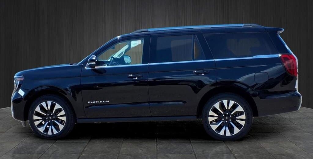 2026 Ford Expedition Platinum thumbnail 7