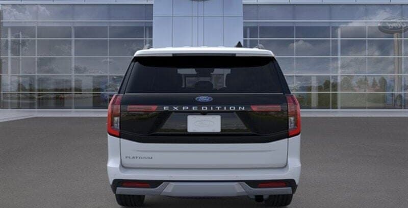 2026 Ford Expedition Platinum thumbnail 5