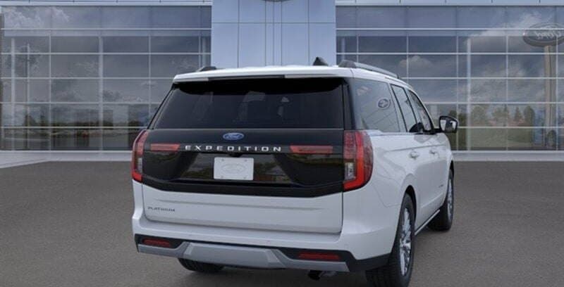 2026 Ford Expedition Platinum thumbnail 8
