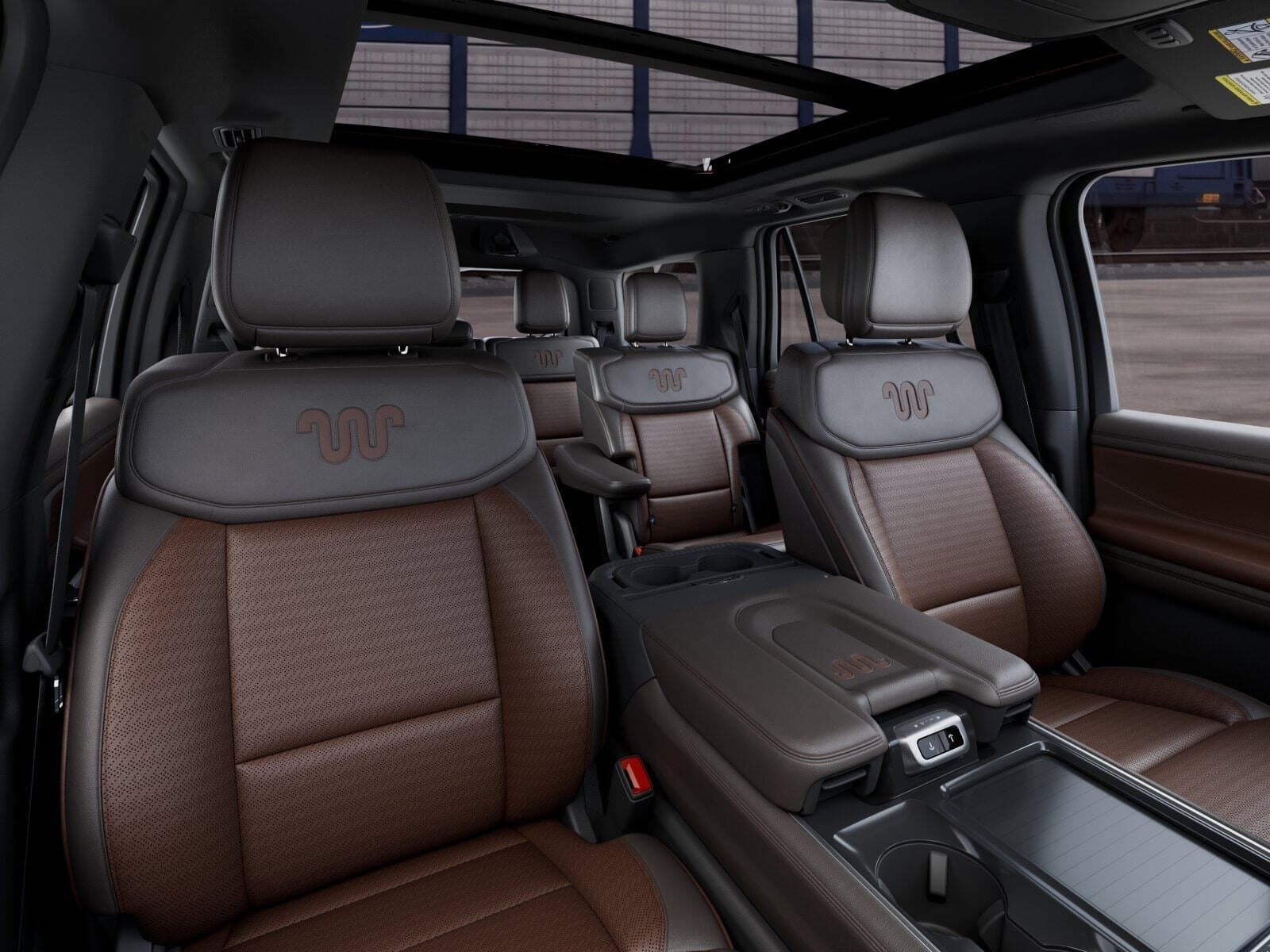 2027 Ford Expedition King Ranch thumbnail 10