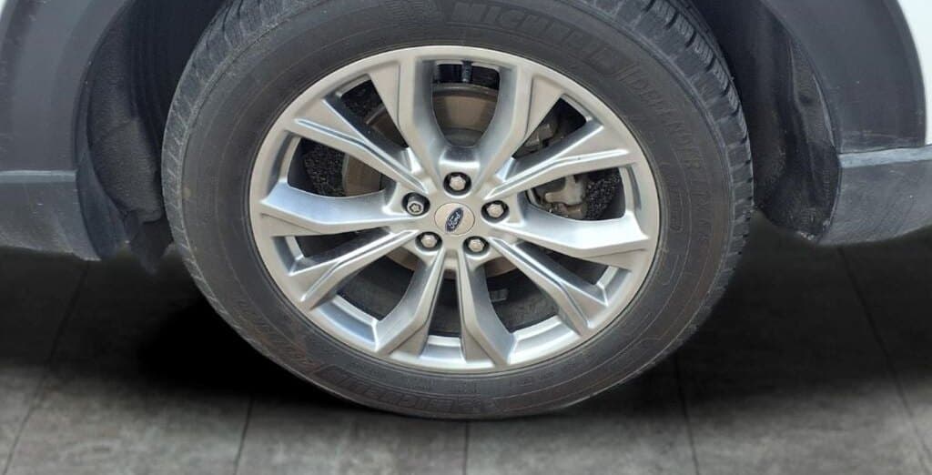 2020 Ford Explorer Limited thumbnail 8