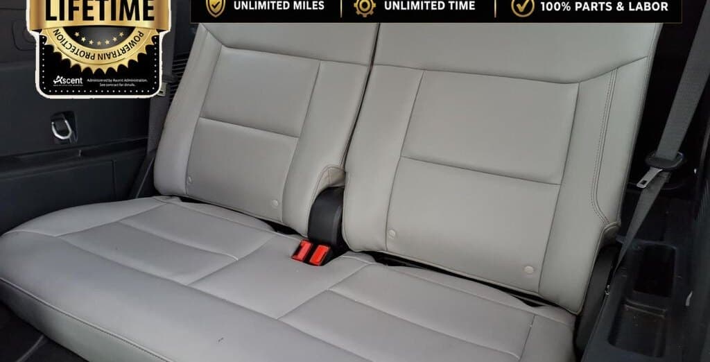 2025 Ford Explorer Active thumbnail 10