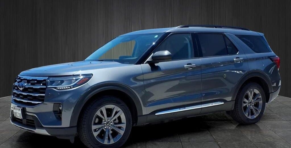 2025 Ford Explorer Active