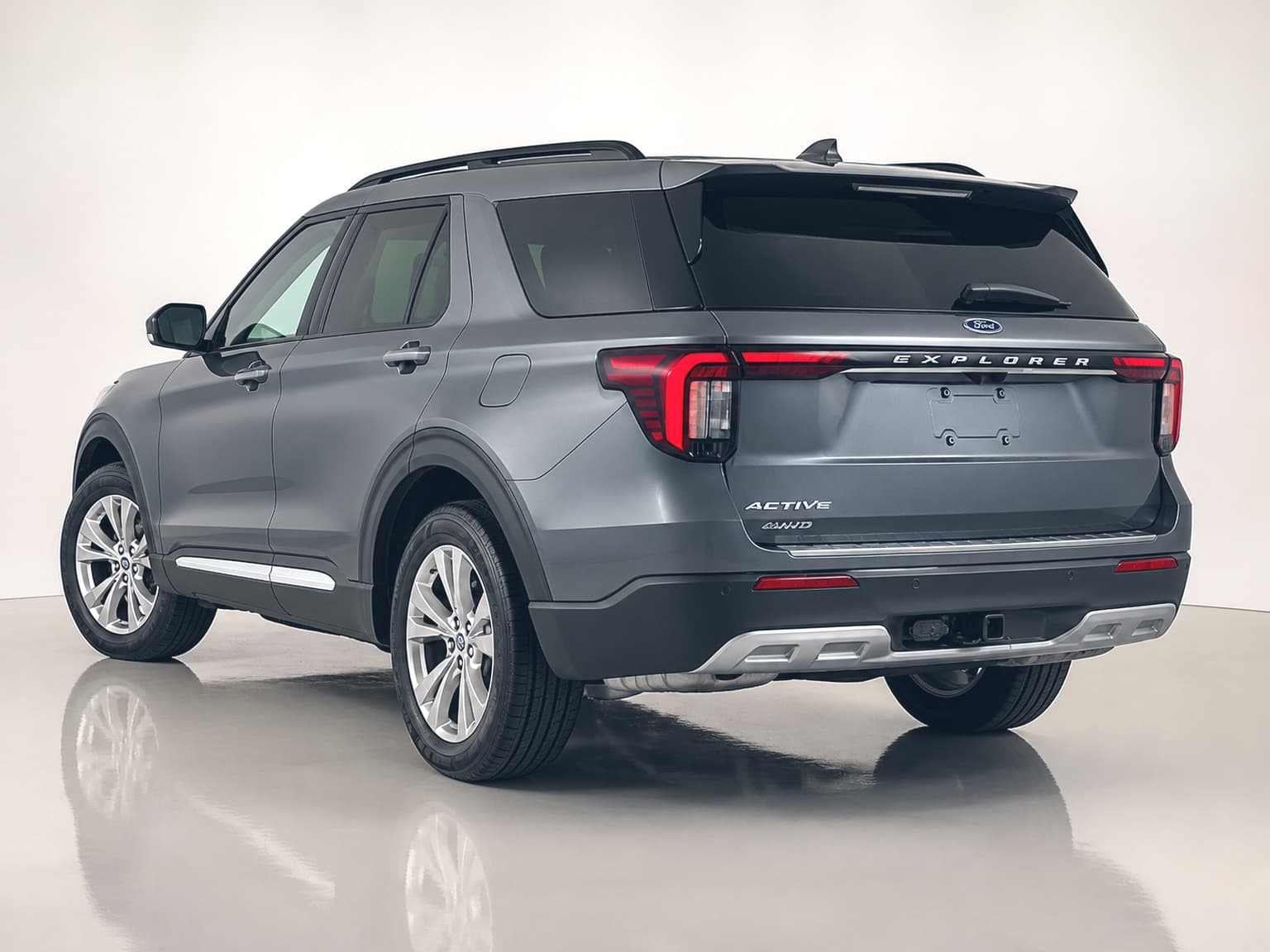 2025 Ford Explorer Active thumbnail 5