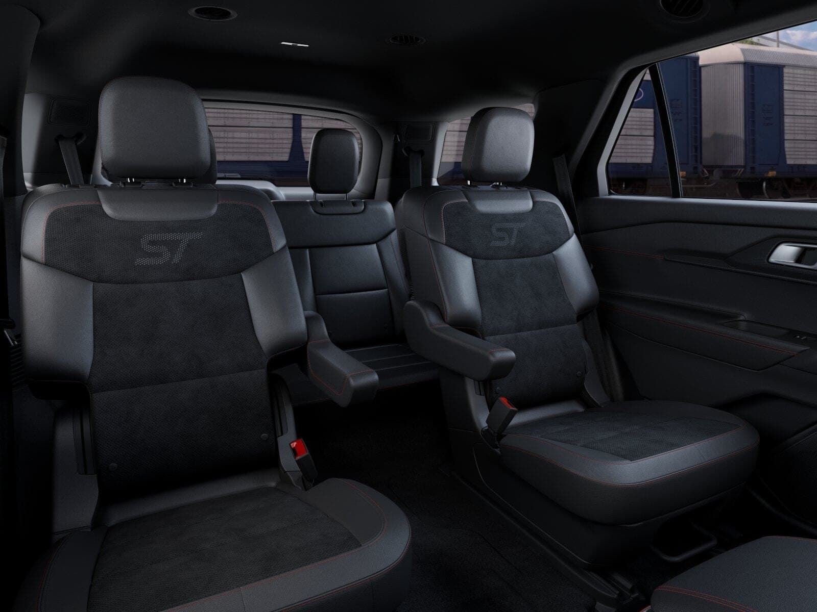 2027 Ford Explorer ST thumbnail 11