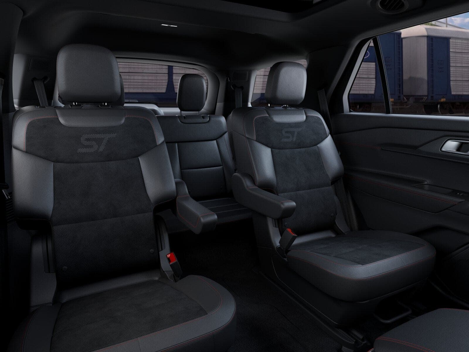 2027 Ford Explorer ST thumbnail 11