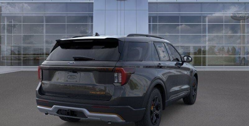 2026 Ford Explorer Tremor 4WD thumbnail 9