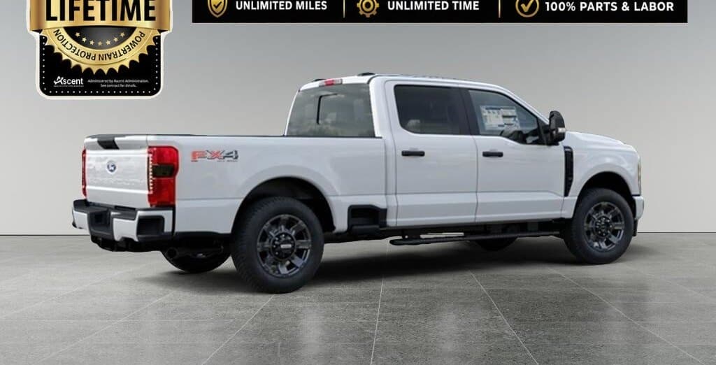 2027 Ford Super Duty F-250 XL thumbnail 6