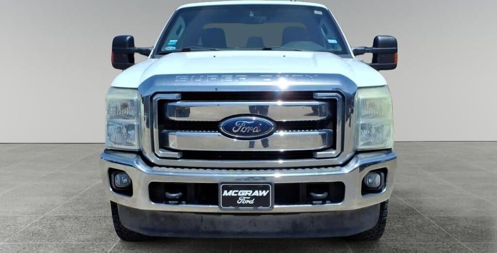 2016 Ford F-250 XLT thumbnail 6