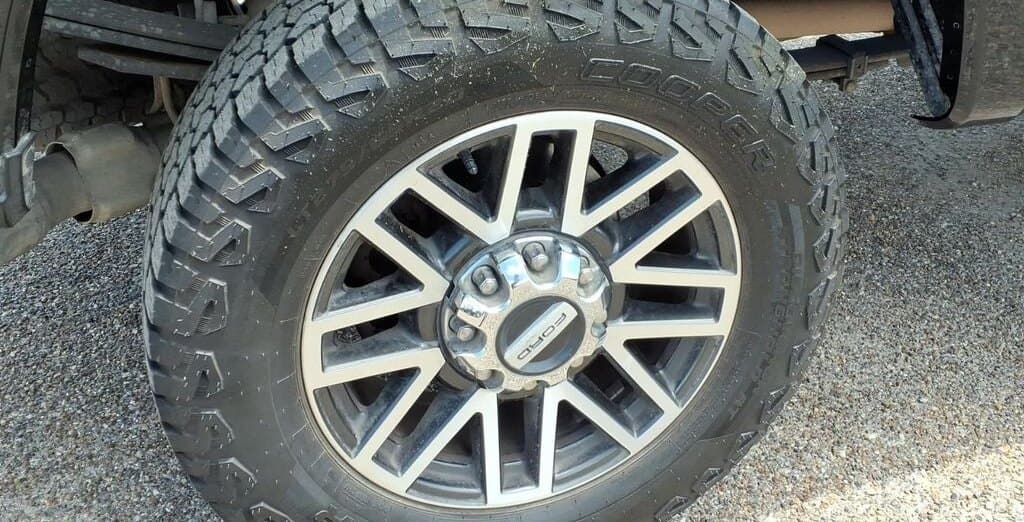 2018 Ford F-250 LARIAT thumbnail 8