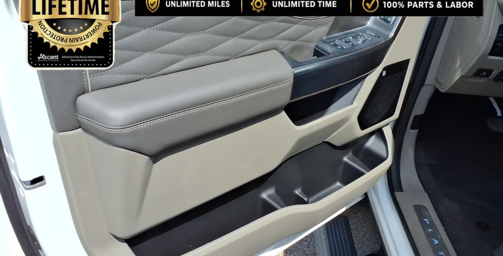 2027 Ford Super Duty F-250 Platinum thumbnail 10