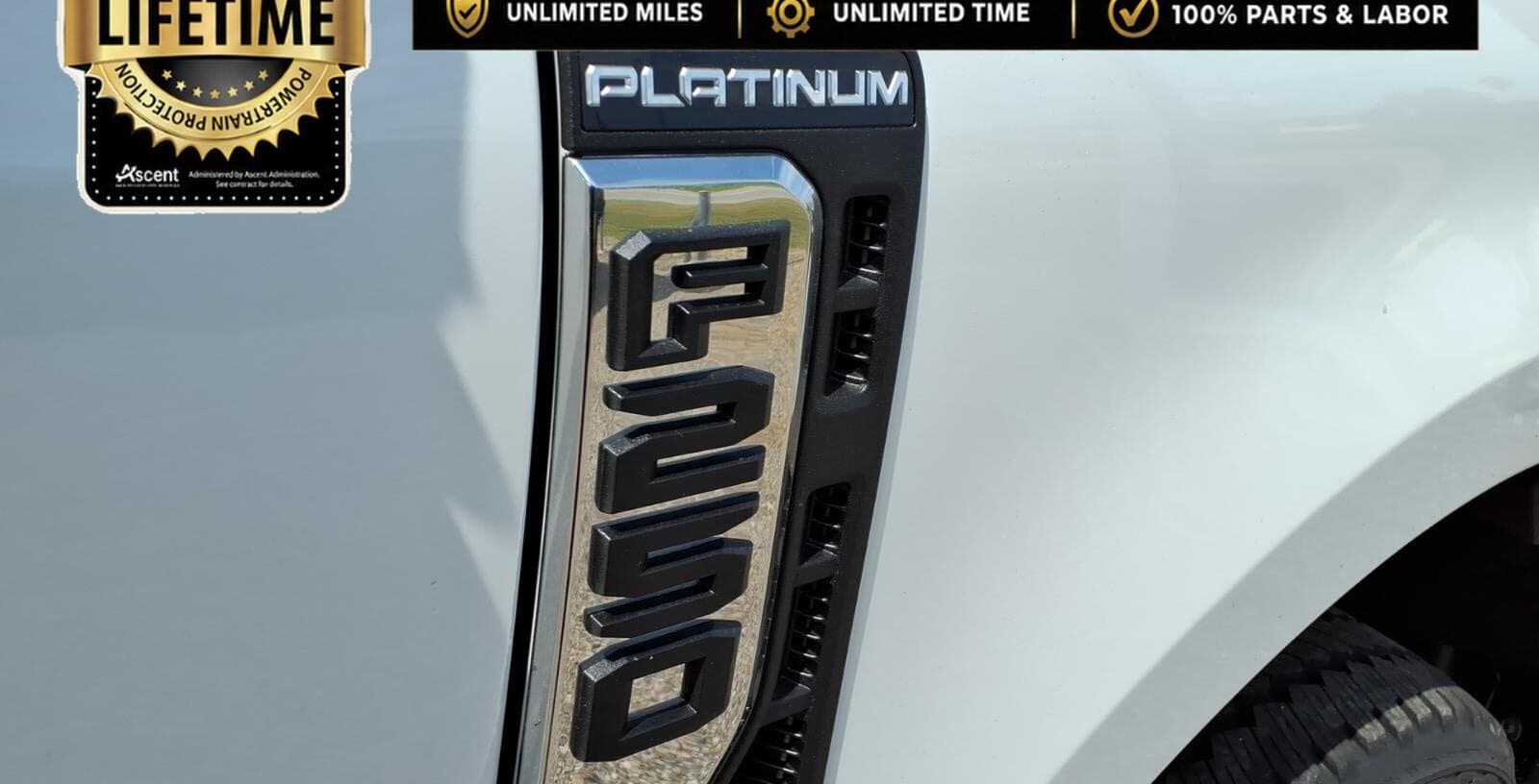 2027 Ford Super Duty F-250 Platinum thumbnail 4