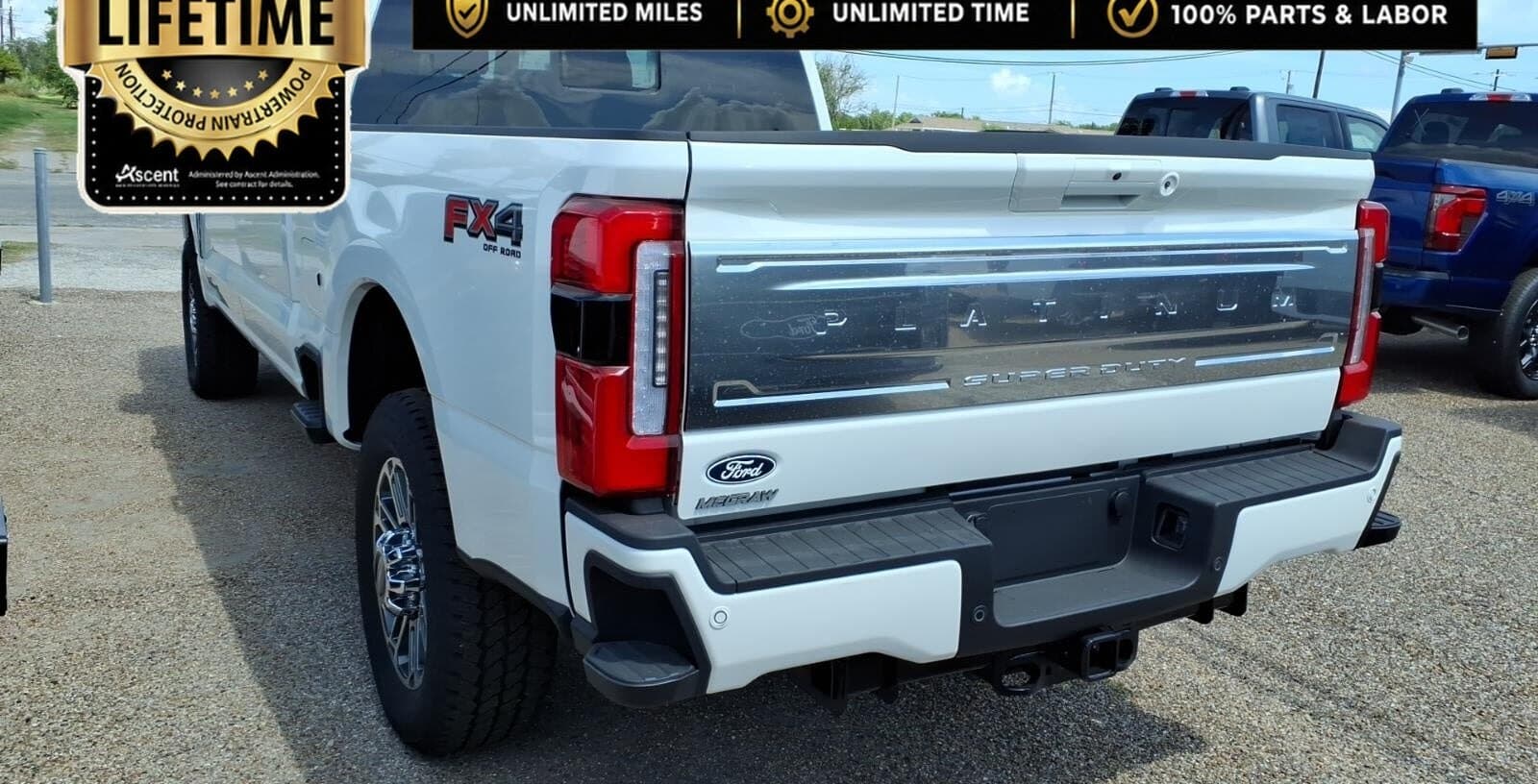 2027 Ford Super Duty F-250 Platinum thumbnail 7