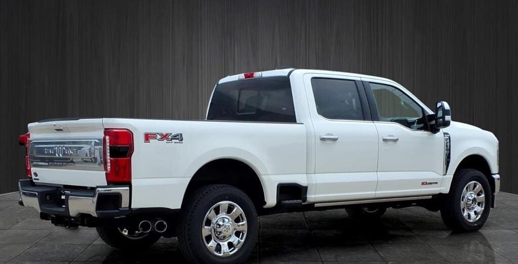 2025 Ford Super Duty F-250 King Ranch thumbnail 5