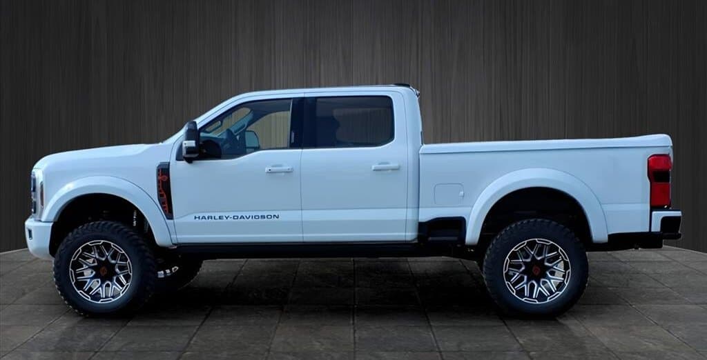 2026 Ford Super Duty F-250 Lariat Harley-Davidson Edition thumbnail 7
