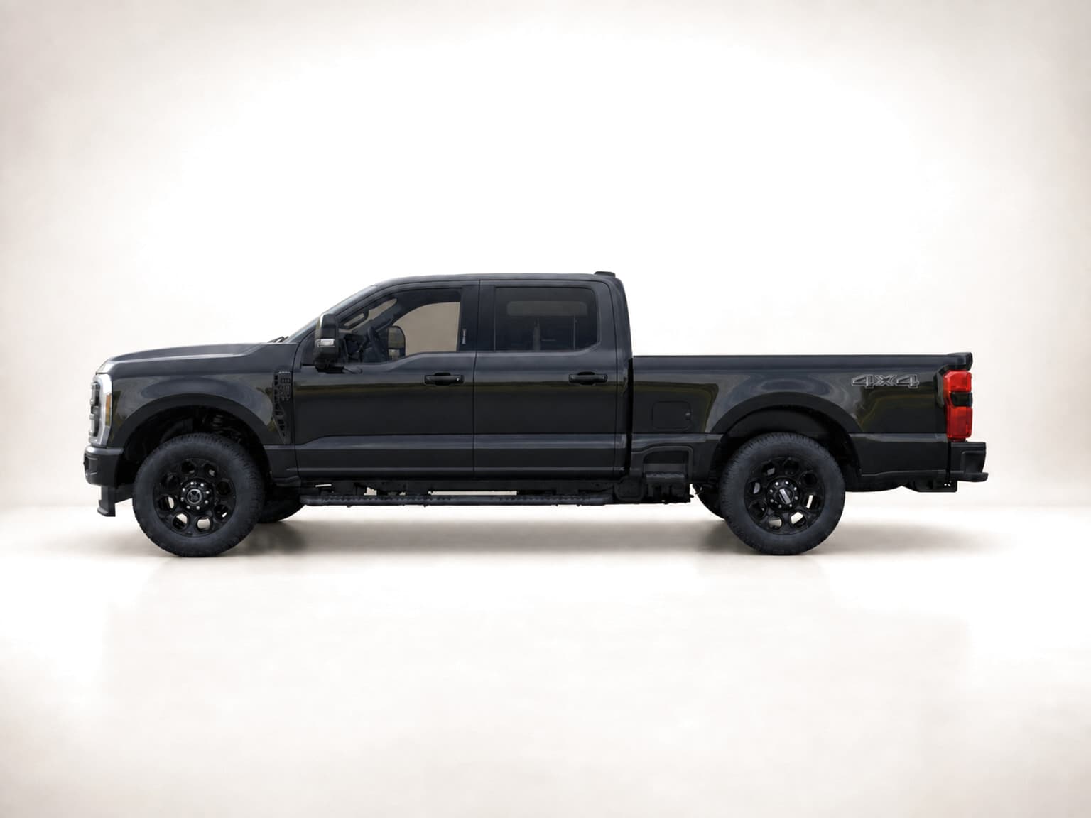 2026 Ford Super Duty F-250 Lariat thumbnail 3
